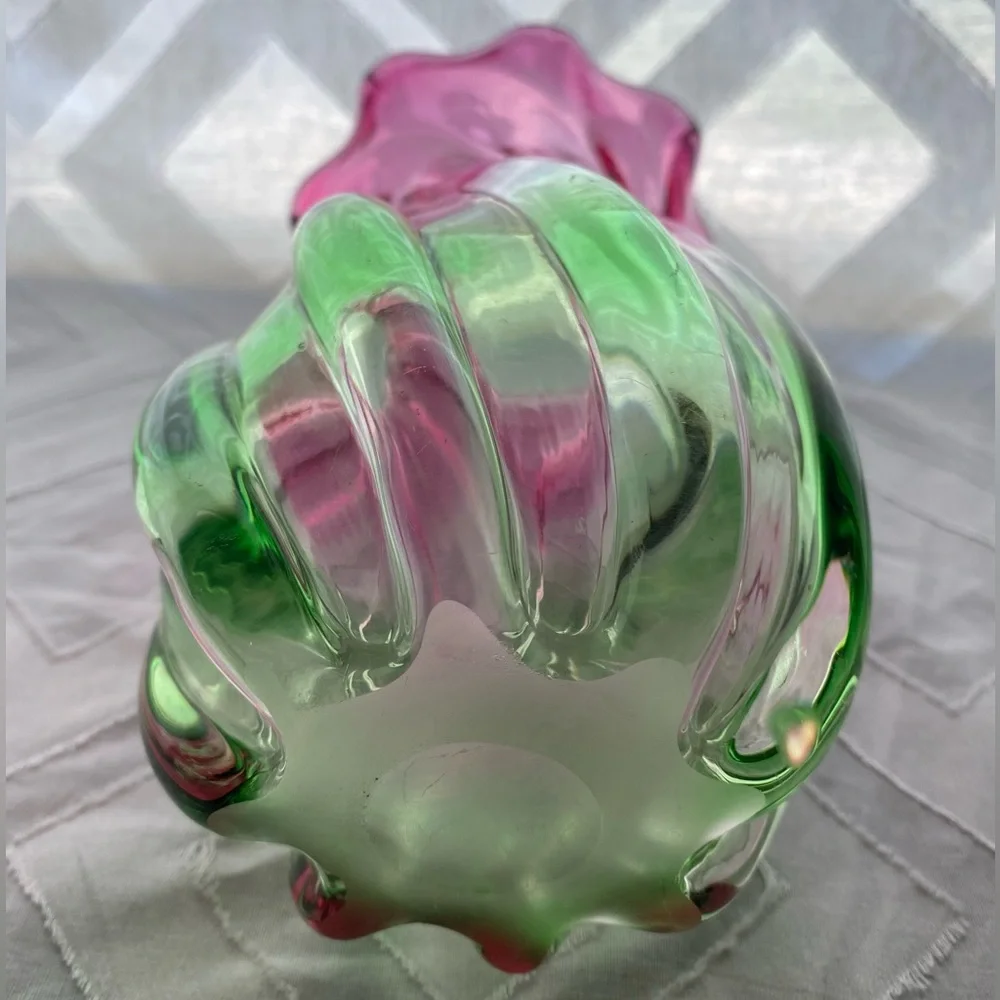 Murano Teleflora 7.5" Vase Watermelon Hand Blown Ruffled Edge Pink Green Vase - Picture 2 of 3